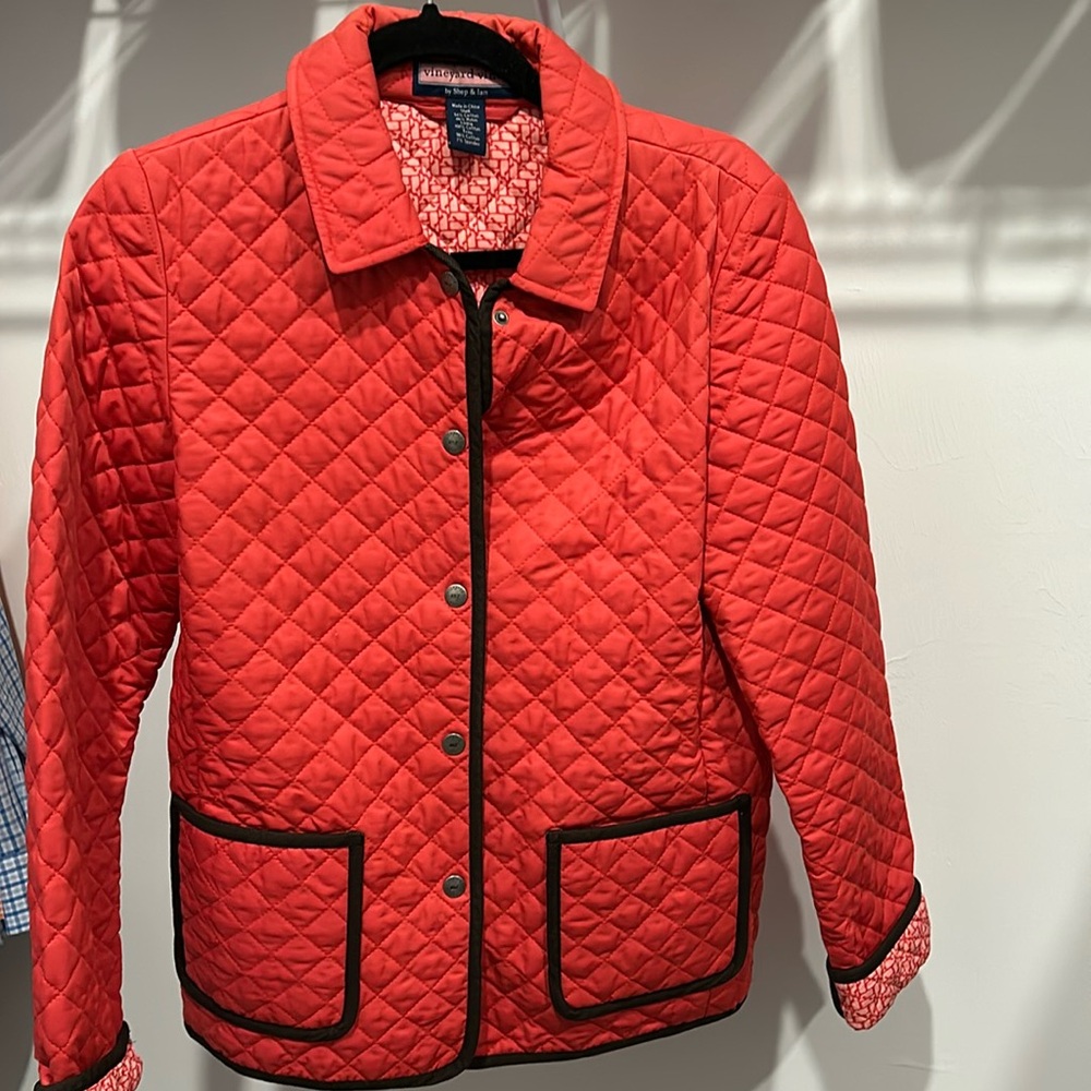 Vineyard vines jacket- small